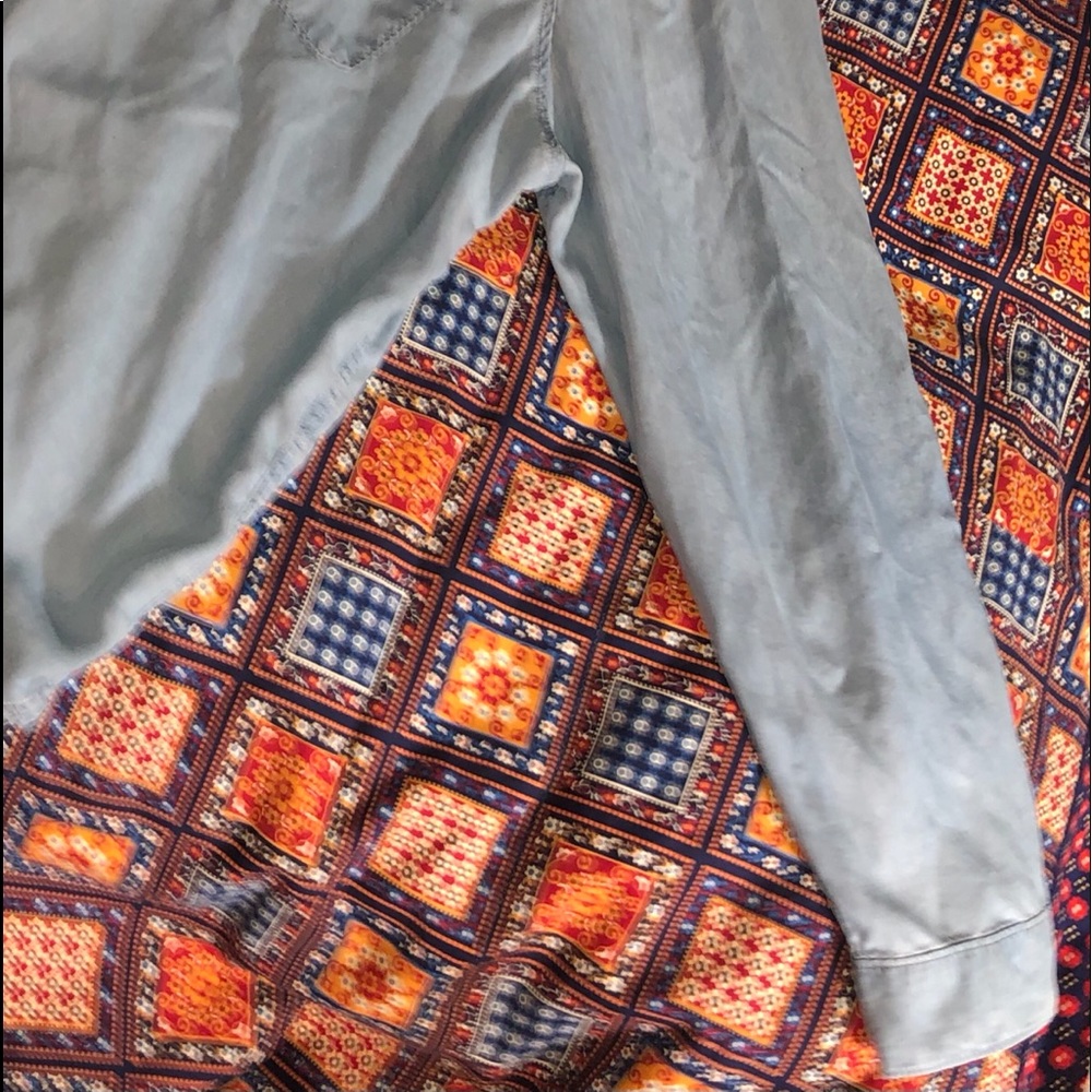 Light blue button down - Picture 3 of 8